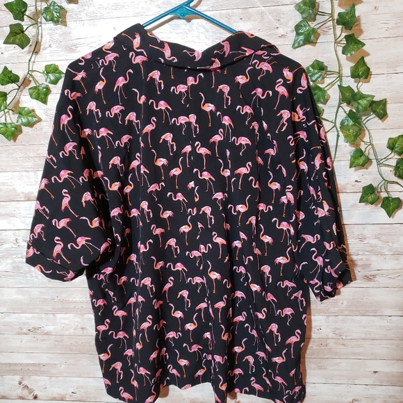 Jasmine & Juliana Flamingo Print Button Up Shirt Short Sleeve Collared Black - Picture 5 of 5